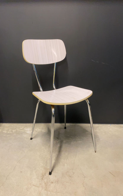 Chaise Formica bois élégante